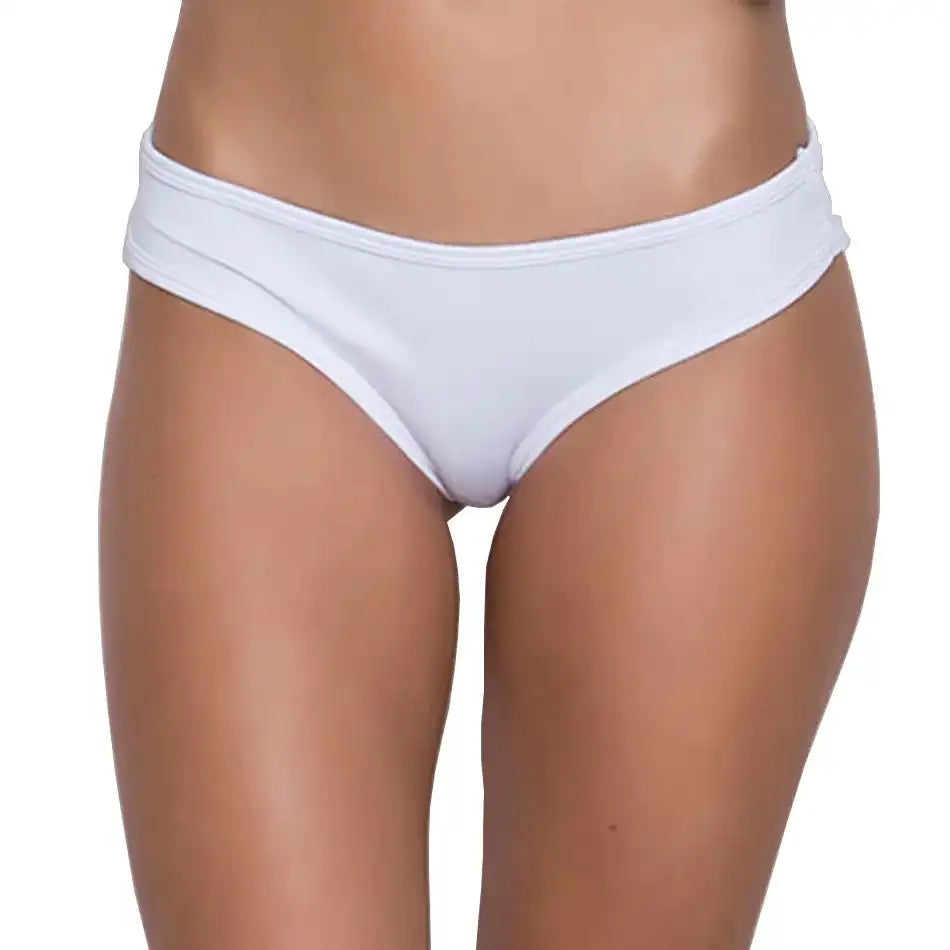 Women’s Seamless Bikini Panty – Ultra-Soft Low-Rise Everyday Intimate Bottomwear